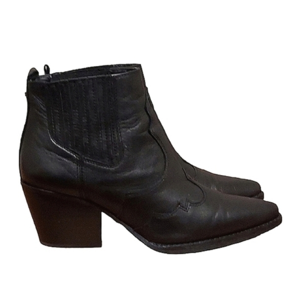 Sam Edelman Shoes - Sam Edelman Western Style Leather Ankle Boots 7.5 Excellent Condition